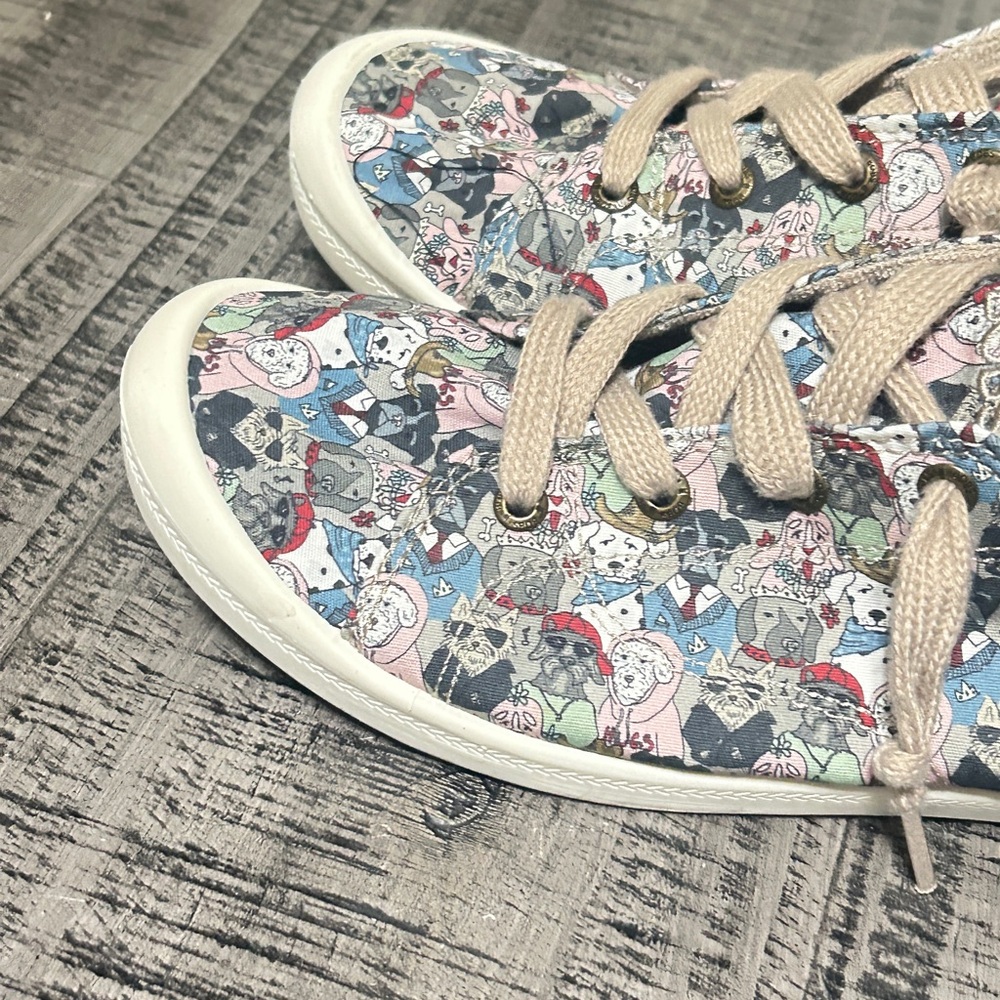 Skechers Women's Multicolor Printed Flats - Picture 4 of 10